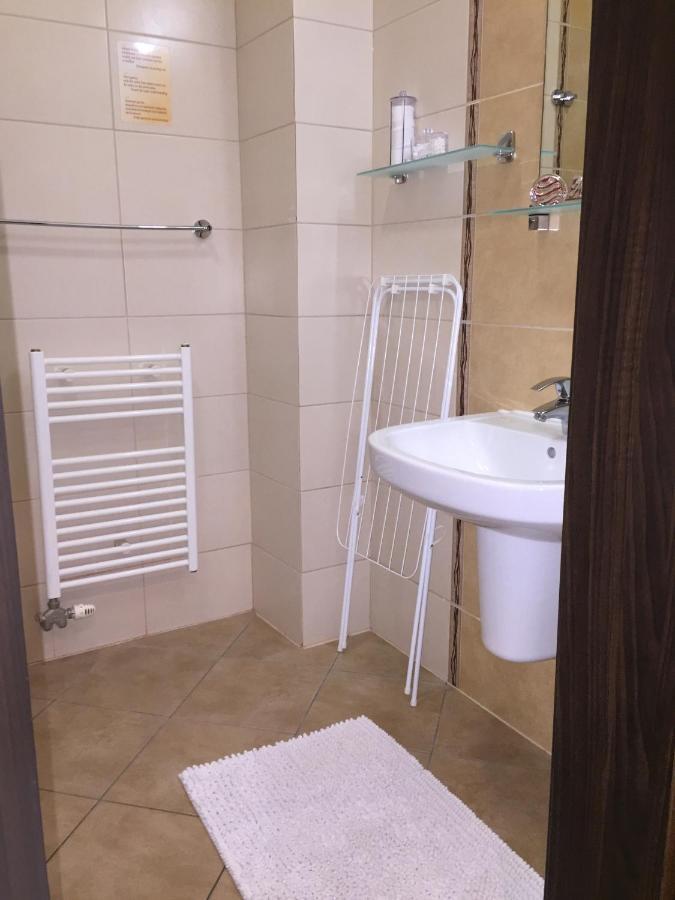 Apartman Besenova Luaran gambar